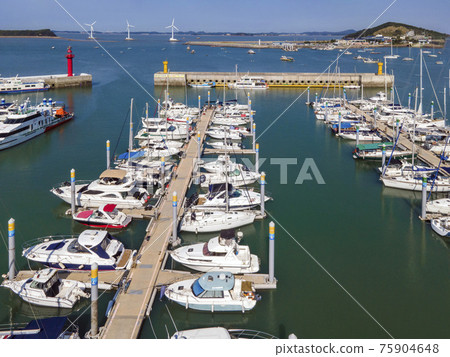 Yacht mooring Yacht mooring 75904648