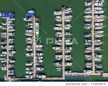 Yacht mooring Yacht mooring 75904654