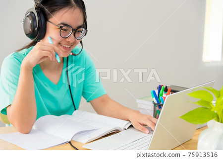 Asian woman student class online internet learning Asian woman student class online internet learning 75913516