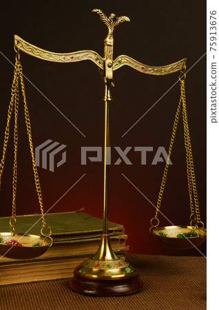 Antique Brass Scale Antique Brass Scale 75913676