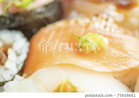 Sushi lunch Sushi lunch 75916681