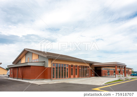 Izumizaki Village Hall Izumizaki Village Hall 75918707