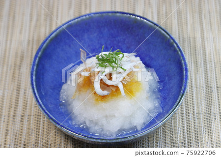 Grated shirasu Grated shirasu 75922706