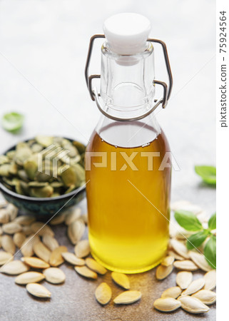 Bottle with pumpkin seed oil 75924564