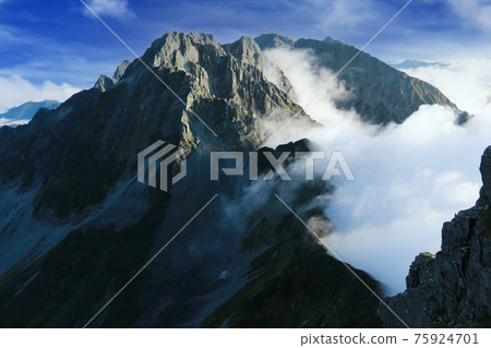 View of Daikiretto and Kitahotakadake from Minamidake hut, Nagano Prefecture, Japan 75924701