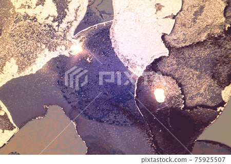 Violet and gold pattern with texture of geode and sparkles Violet and gold pattern with texture of geode and sparkles 75925507