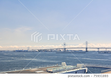 Yokohama Bay Bridge 75931893