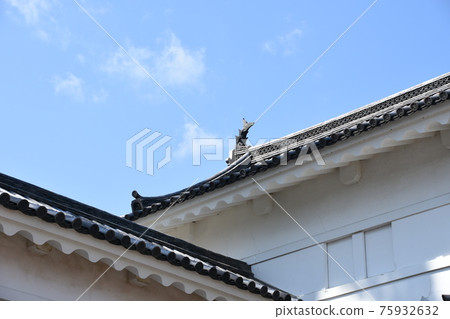 Odawara Castle and the blue sky Odawara Castle and the blue sky 75932632