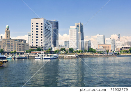 Yokohama Yokohama 75932779