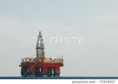 offshore oil and gas platform offshore oil and gas platform 75934007