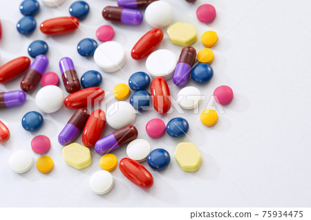 pills 75934475