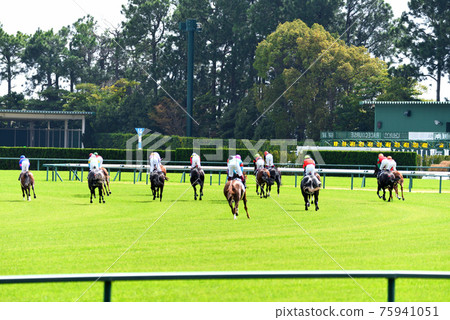 Spring Chukyo First Corner Spring Chukyo First Corner 75941051