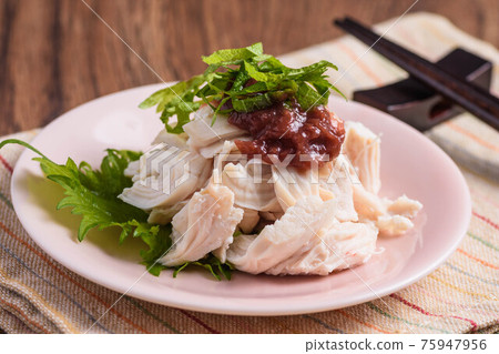 Chicken fillet plum meat 75947956