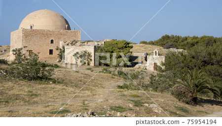 Mosque Ibrahim khan. Fortezz's fortress.Rethymno. Island of Crete. Greece Mosque Ibrahim khan. Fortezz's fortress.Rethymno. Island of Crete. Greece 75954194