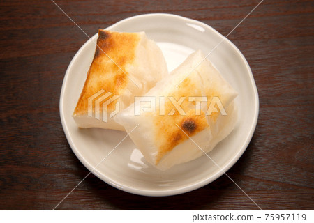 Baked Rice Cake 75957119