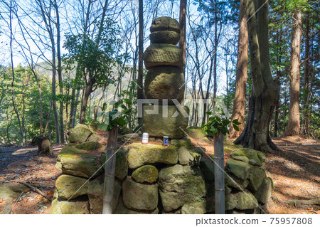 Yamabe no Akahito's Tomb (Nukaitake / Haibarakaiba Mountain Climbing Course) 75957808