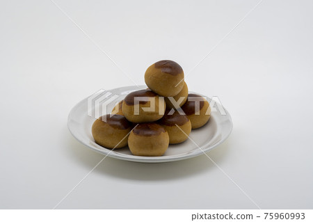 Manju 75960993