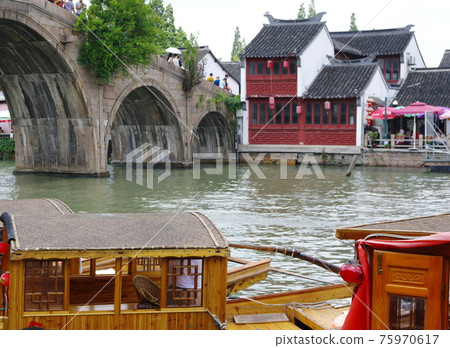 Zhujiajiao Bridge and Pleasure Boat (Shanghai, China) Zhujiajiao Bridge and Pleasure Boat (Shanghai, China) 75970617