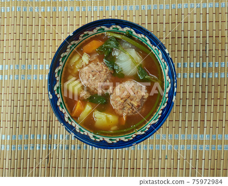 Ciorba de perisoare Ciorba de perisoare 75972984