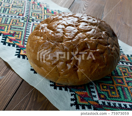 Russian round bread 75973059