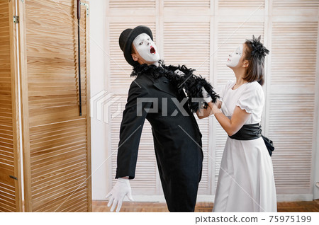 Two mime artists, love couple parody 75975199
