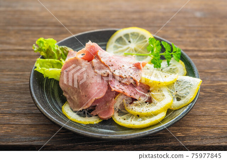 棕褐色鹽檸檬 棕褐色鹽檸檬 75977845