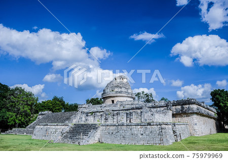 The Observatory or El Caracol at Chichen Itza archaeological site in Mexico 75979969