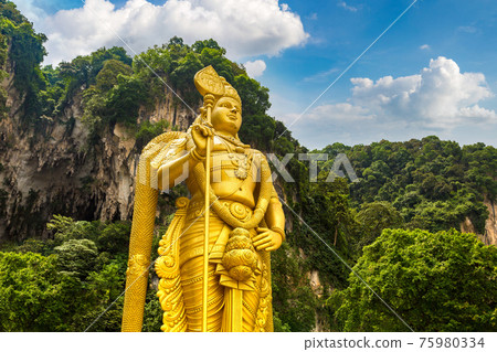 Batu cave in Kuala Lumpur 75980334
