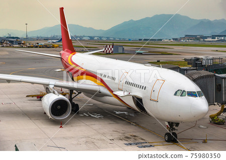 Hong Kong International Airport 75980350