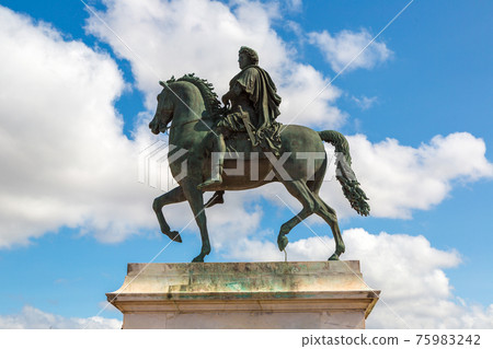 Statue of Louis XIV in Lyon, France 75983242