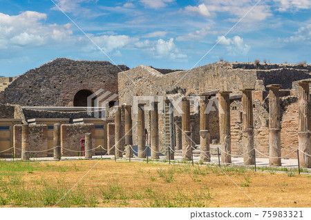 Pompeii city in Italy Pompeii city in Italy 75983321