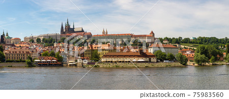 Panoramic view of  Prague 75983560