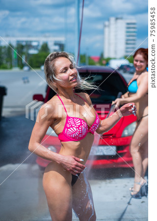 Bikini Car Wash - F.I.S.H.