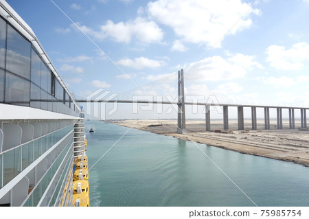 Suez Canal Bridge seen from a passenger ship 75985754