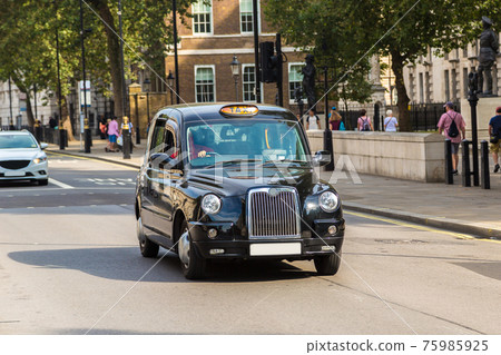 London taxi (Black Cab) TX4 London taxi (Black Cab) TX4 75985925