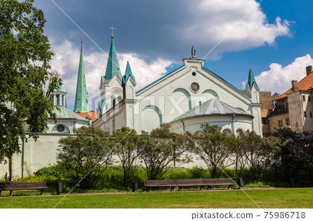 The old town of Riga 75986718