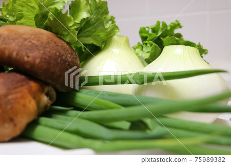新鮮蔬菜 75989382