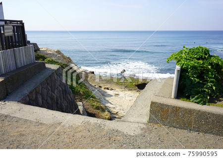 Inamuragasaki coast in Shonan Inamuragasaki coast in Shonan 75990595