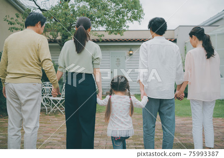 Three generations Three generations 75993387