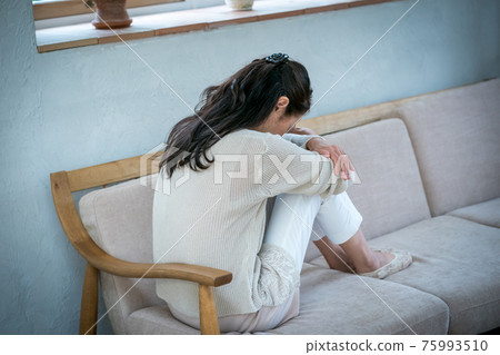 Withdrawal housewife 75993510