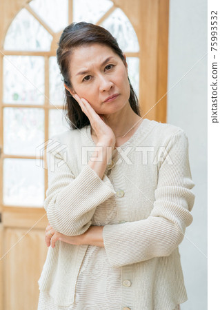 麻煩太太 75993532