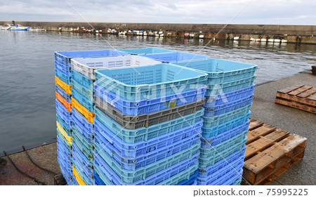 Fishing port Fishing port 75995225
