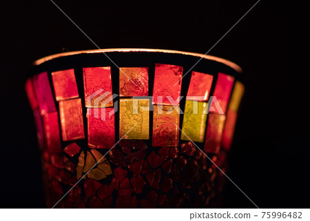 紅色玻璃 75996482