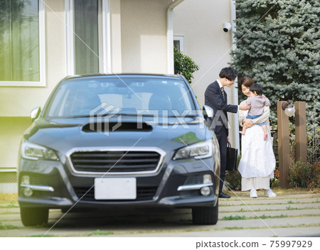 Wife and baby seeing off husband going to work 75997929