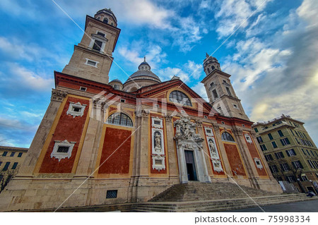 Carignano church in Genoa 75998334