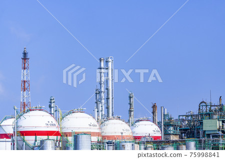 Factory / Complex 75998841