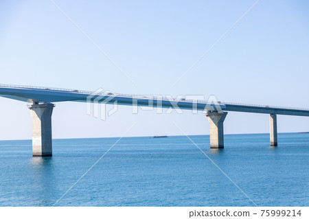 Fine weather, Irabu Ohashi 75999214