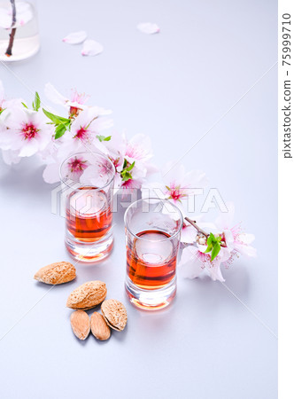 almond liquor traditional strong drink in italy  75999710