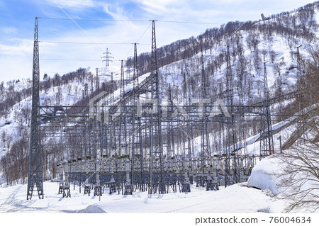 Hydroelectric power generation facility (Okutadami power plant) Hydroelectric power generation facility (Okutadami power plant) 76004634