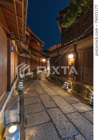 Landscape from the back of the stone wall alley 76005177